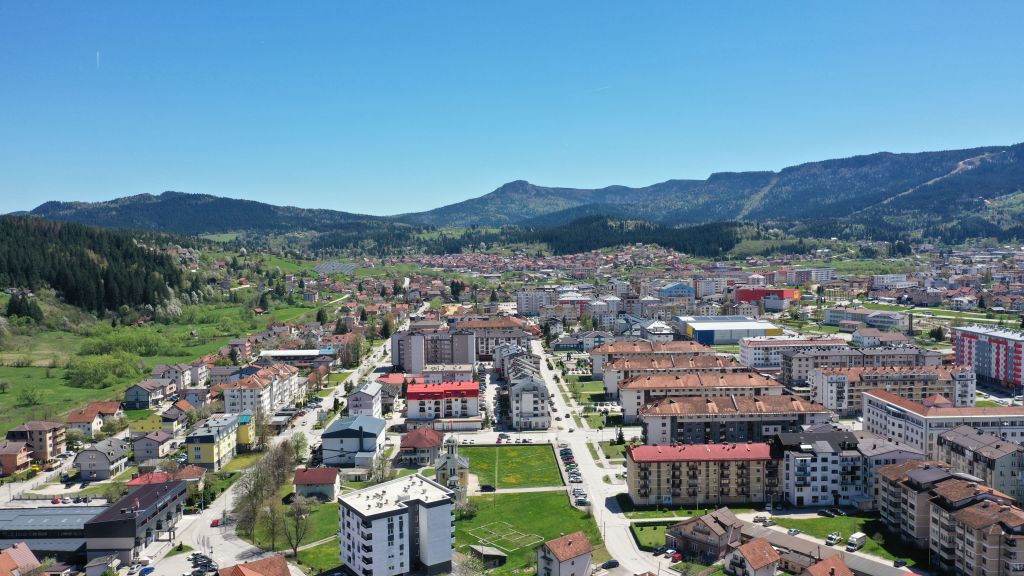 ЈАВНИ ПОЗИВ ЗА УЧЕШЋЕ У ИЗРАДИ ИЗМЈЕНА И ДОПУНА ДИЈЕЛА РЕГУЛАЦИОНОГ ПЛАНА „ЛУКЕ 1“