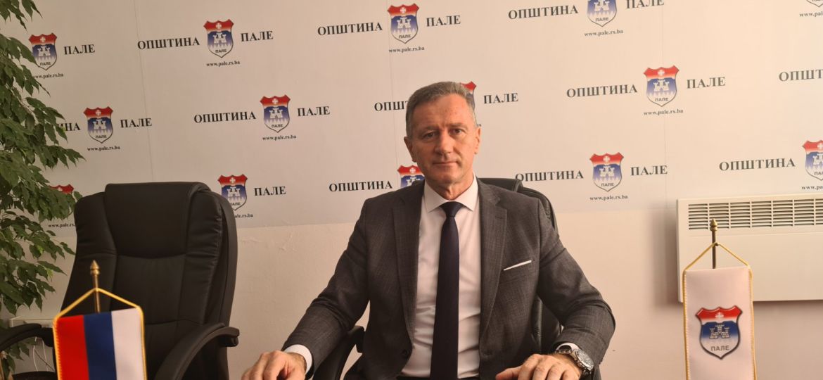 Пале - Бошко Југовић
