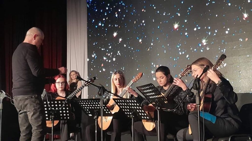 This image has an empty alt attribute; its file name is %D0%B0%D0%BA%D0%B0%D0%B4%D0%B5%D0%BC%D0%B8%D1%98%D0%B0-%D0%BE%D0%B8-1024x576.jpg